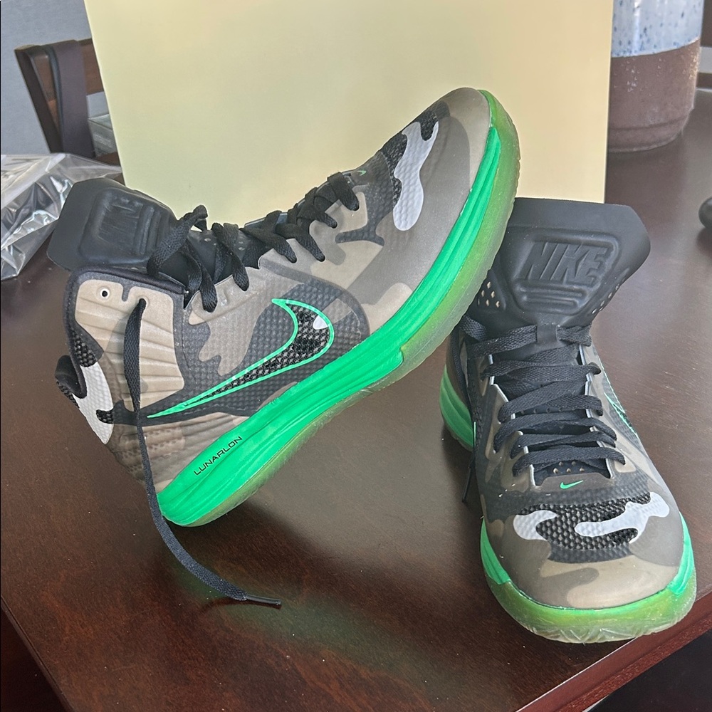 Nike Lunar Hypergamer Men's Sneakers Sz 10.5 Camouflage